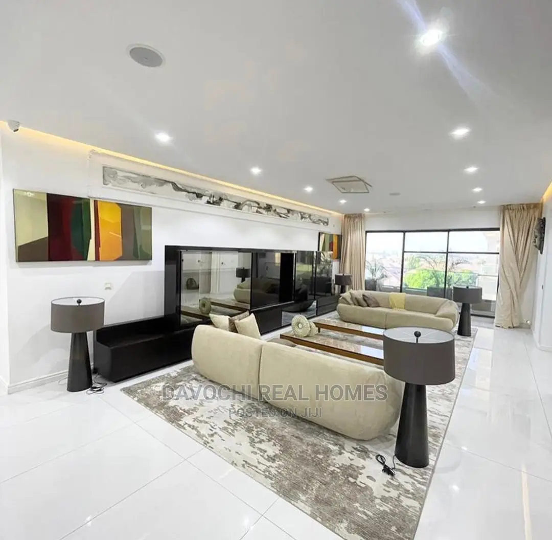 3bdrm Duplex in Victoria Island for sale