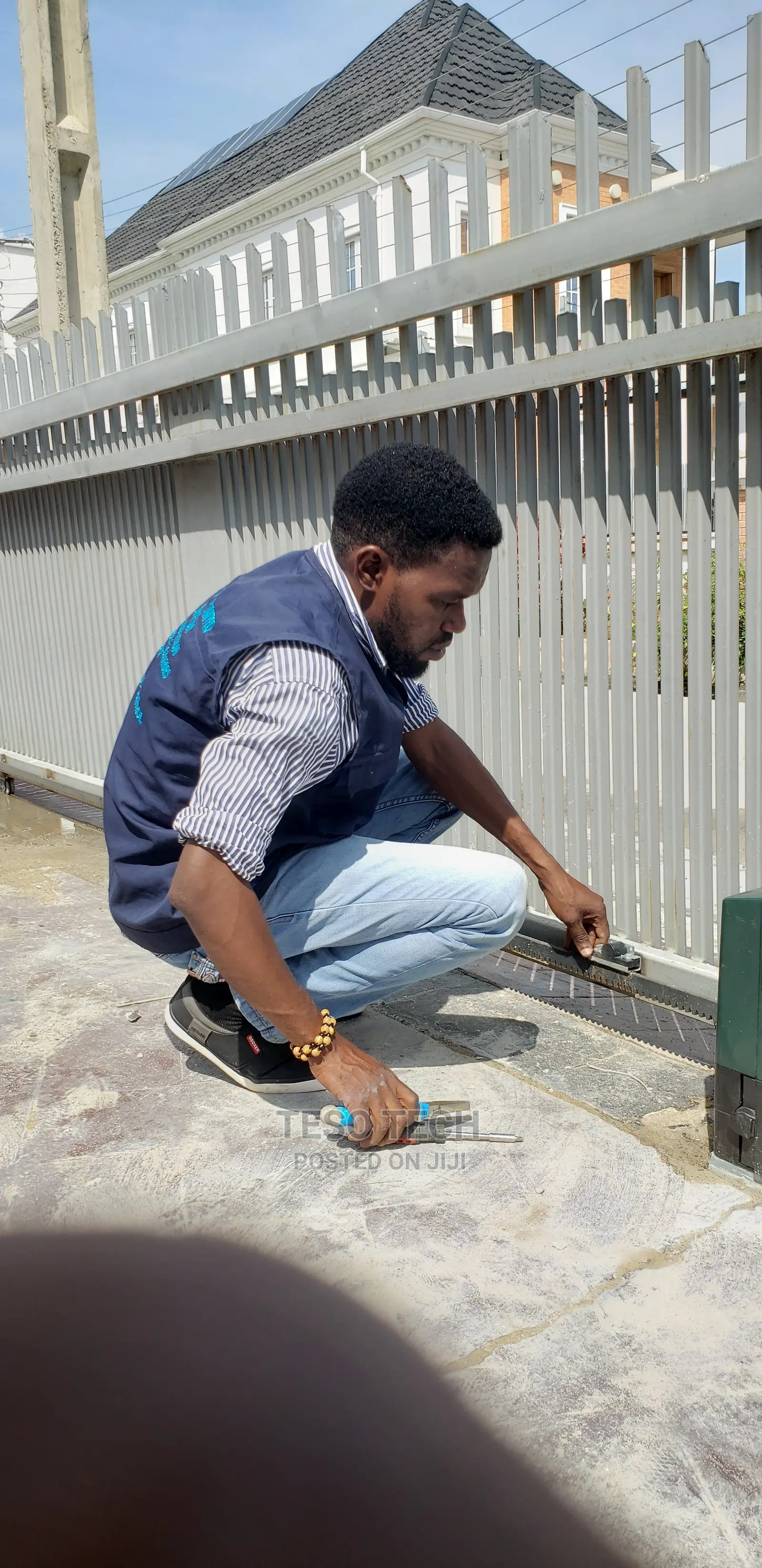 Electric Sliding Gate Machine Operator