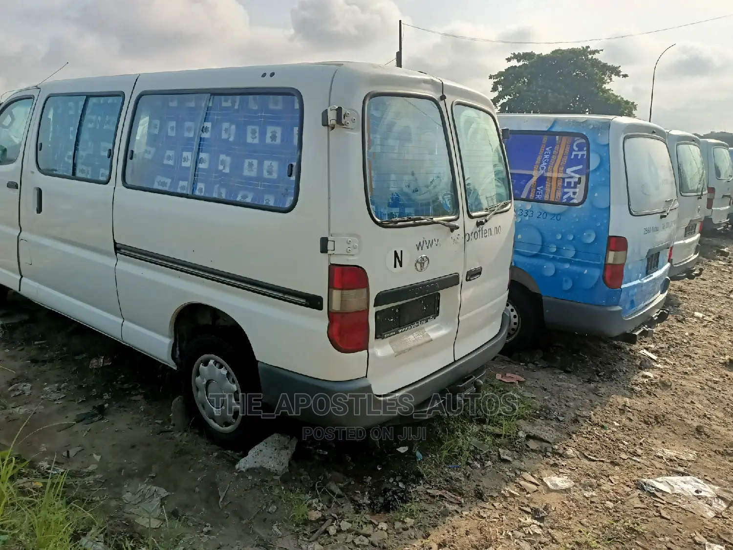 Toyota HiAce 2005 White