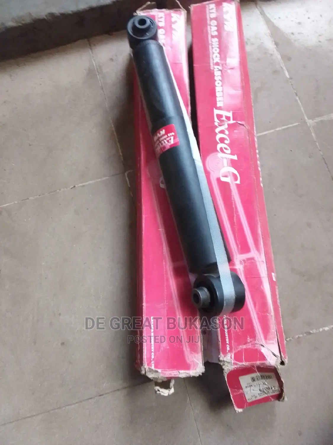 Back Shock Absorber Nissan Xtrail/Rogue 2012-2017(Kyb)