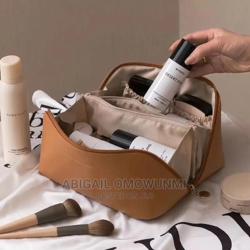 Portable Make Up Bag