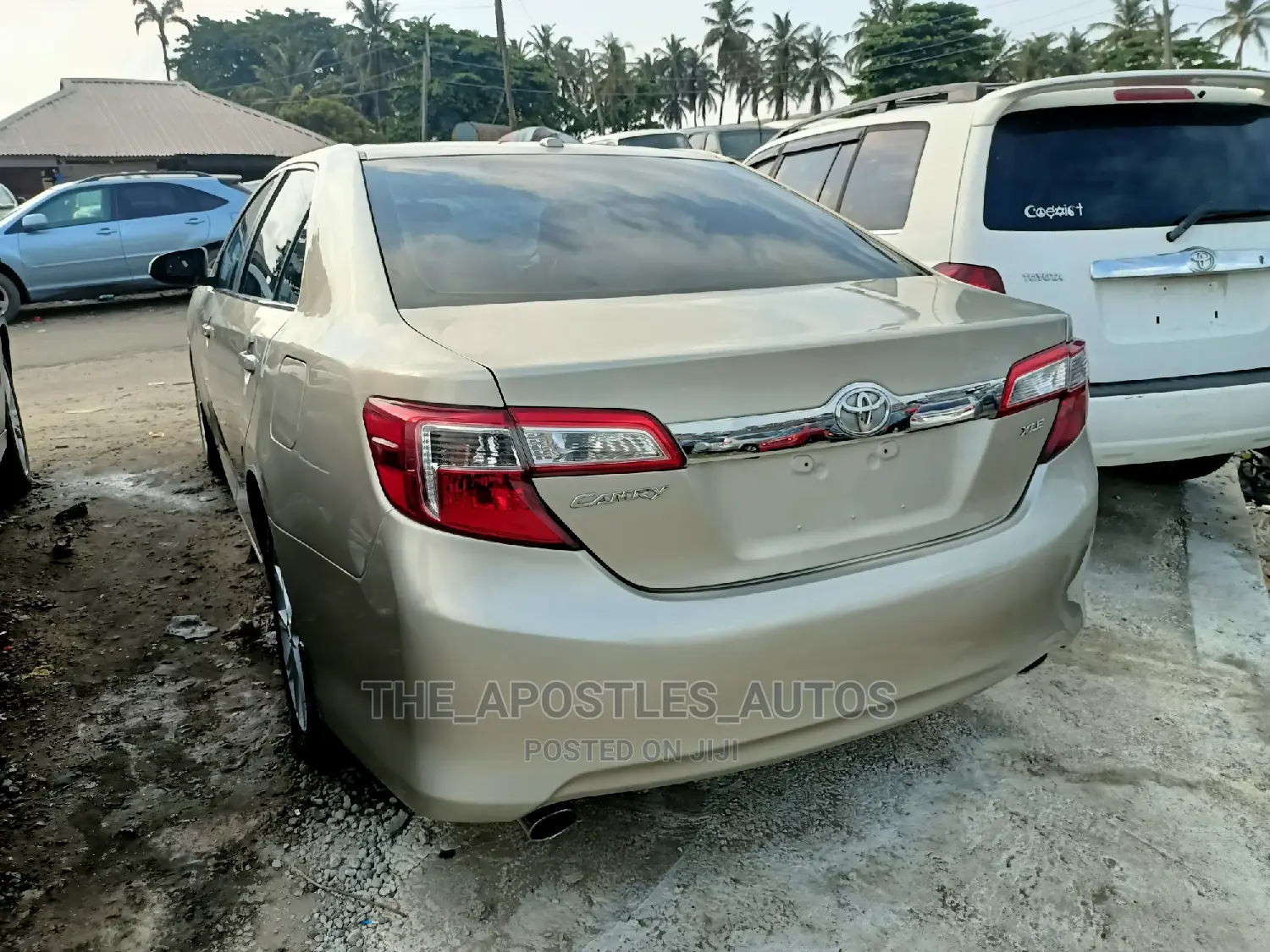 Toyota Camry 2013 Gold