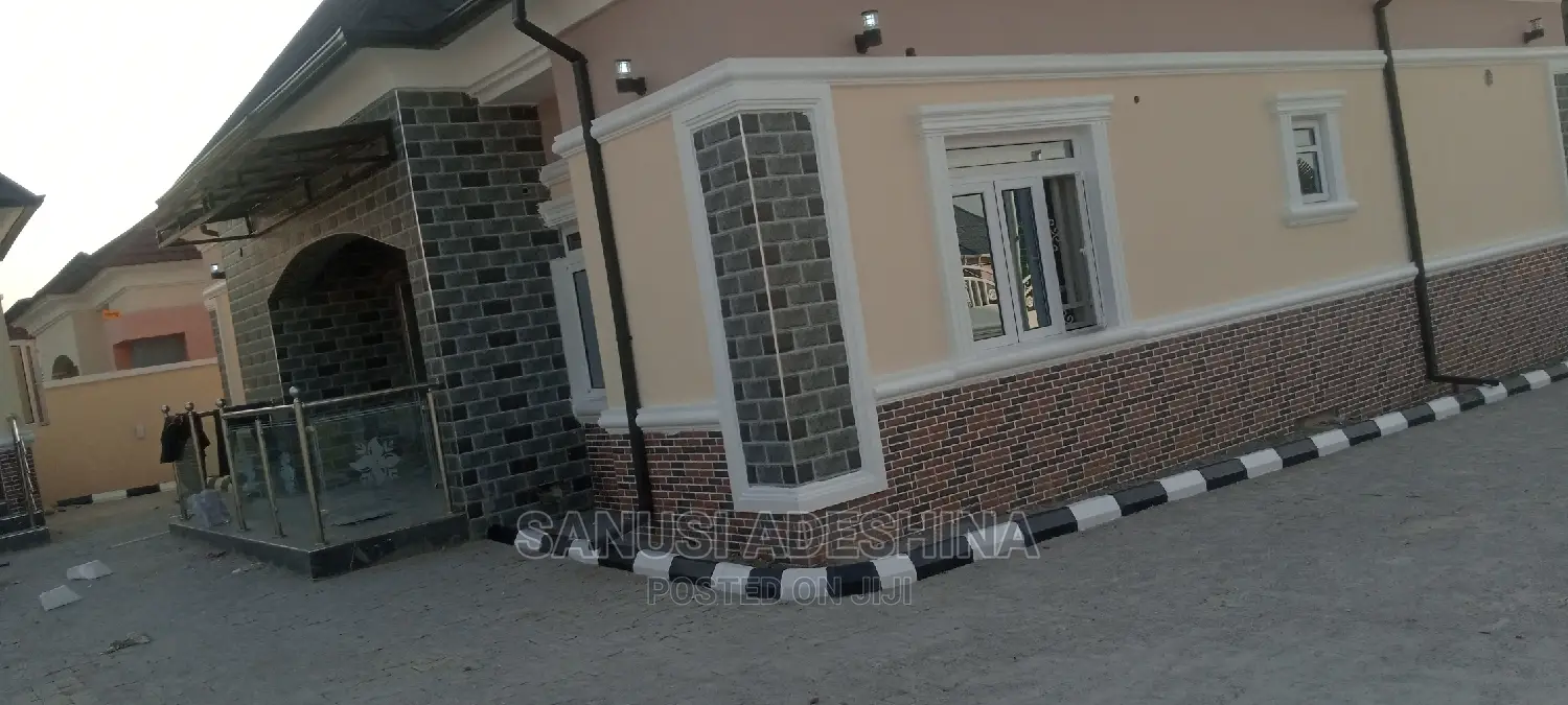 3bdrm Bungalow in Gwarimpa Estate Fct, Gwarinpa for sale