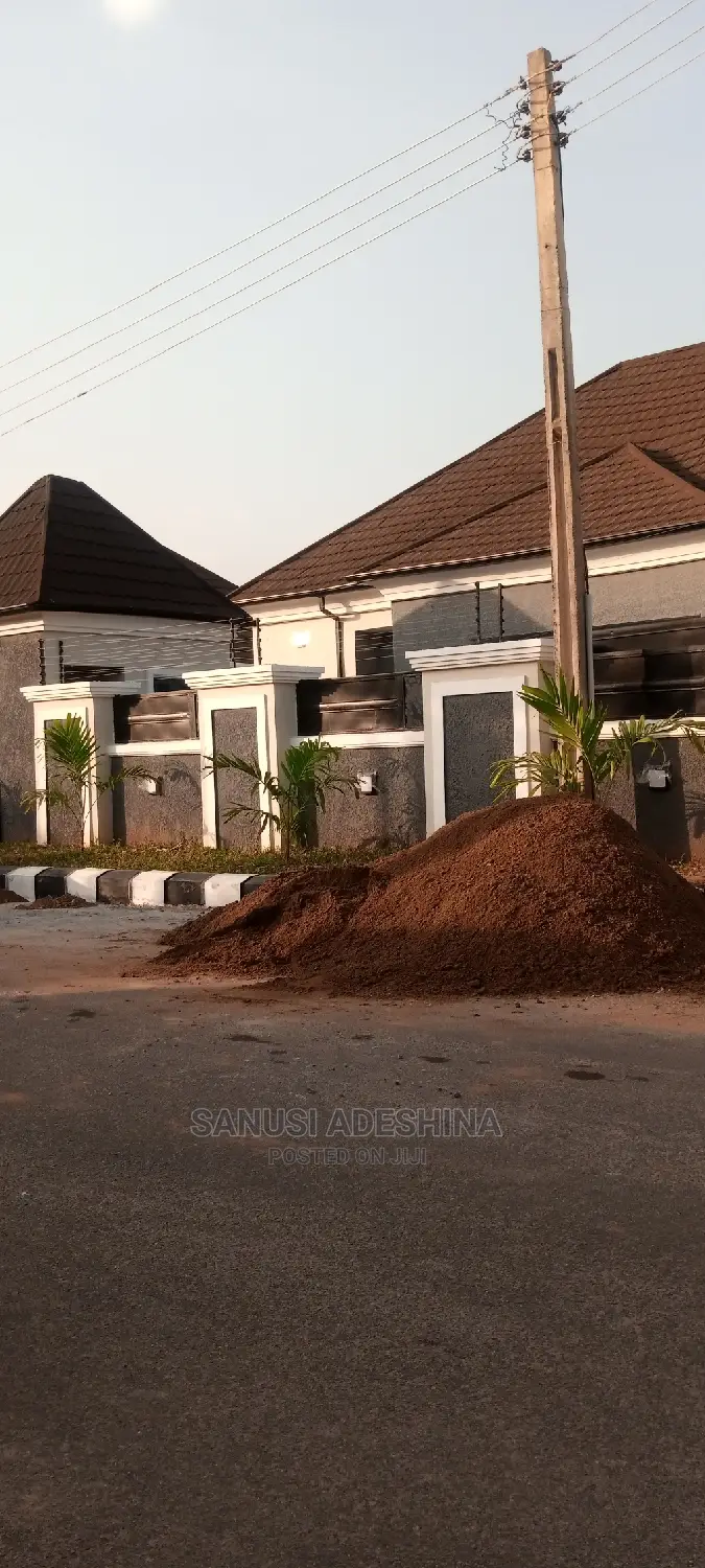 3bdrm Bungalow in Gwarimpa Estate Fct, Gwarinpa for sale