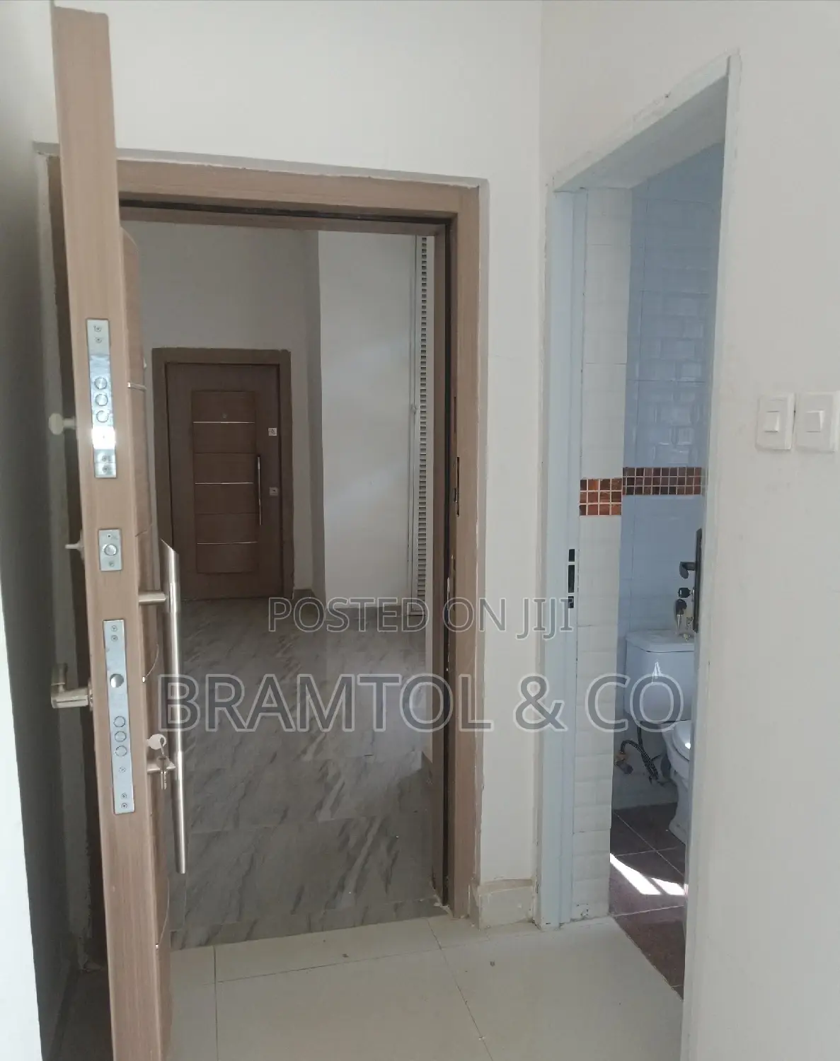 3bdrm Block of Flats in Plus Bq, Jahi for sale