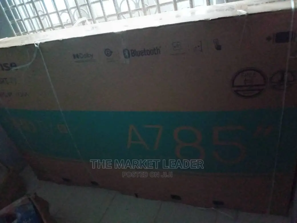 Hisense 85" Smart Tv Q6q