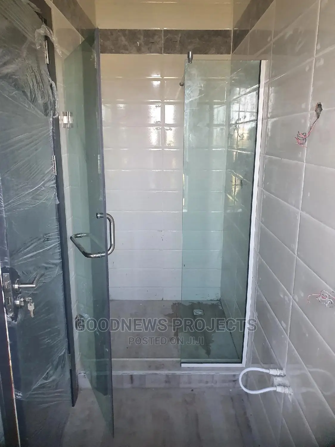 Frameless Shower Glass Partition
