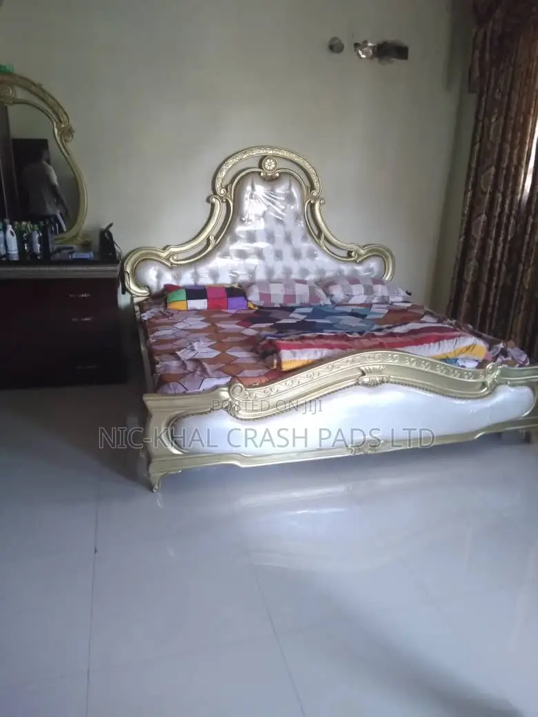 6bdrm Maisonette in Navy Estate Karshi for Sale