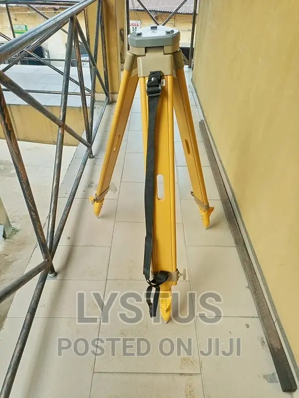 Wooden Tripod for Total Station, Auto Level Etc.