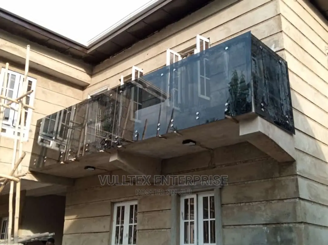 Frameless Glass