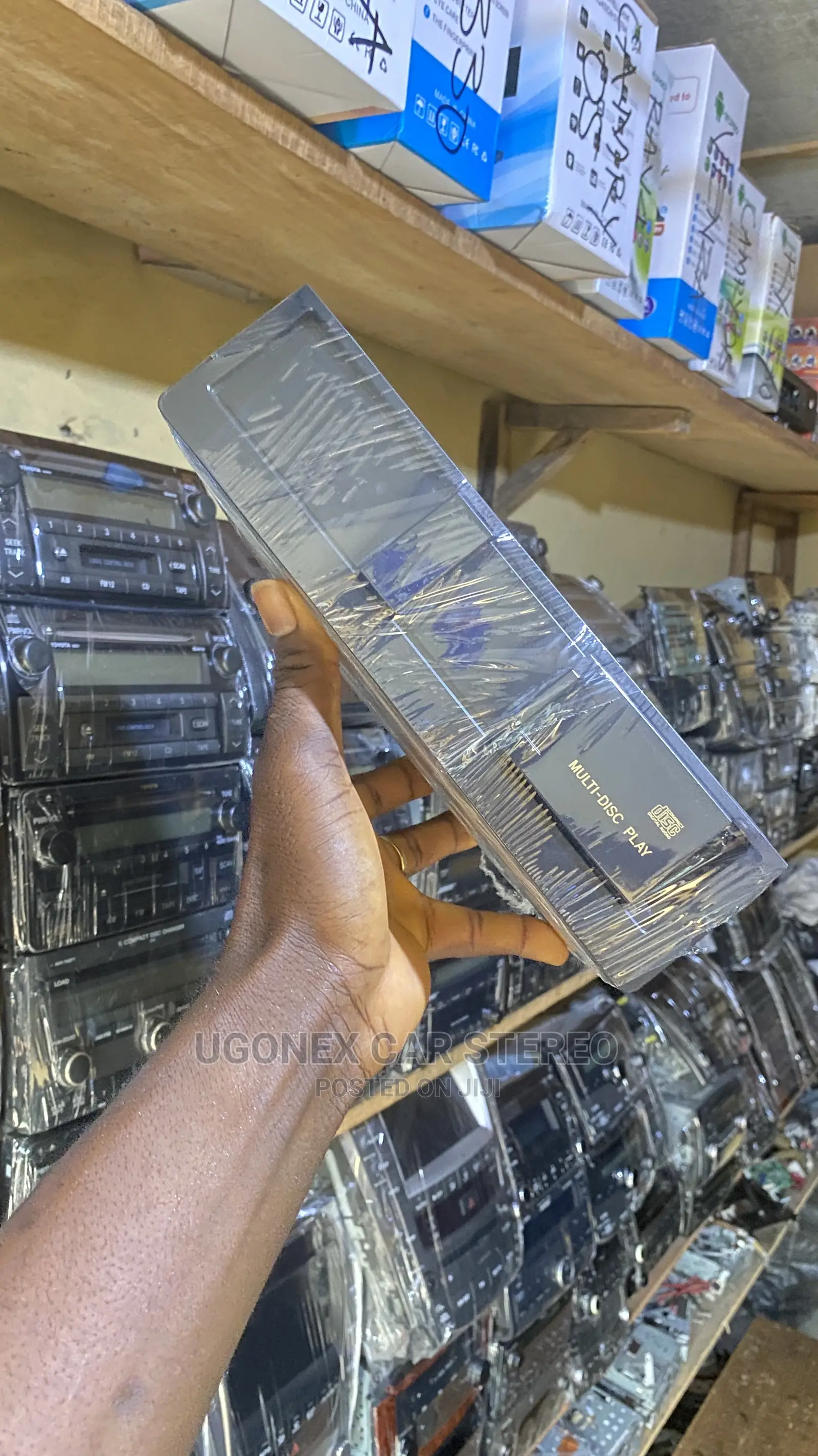 Lexus RX 300 Disc Loader