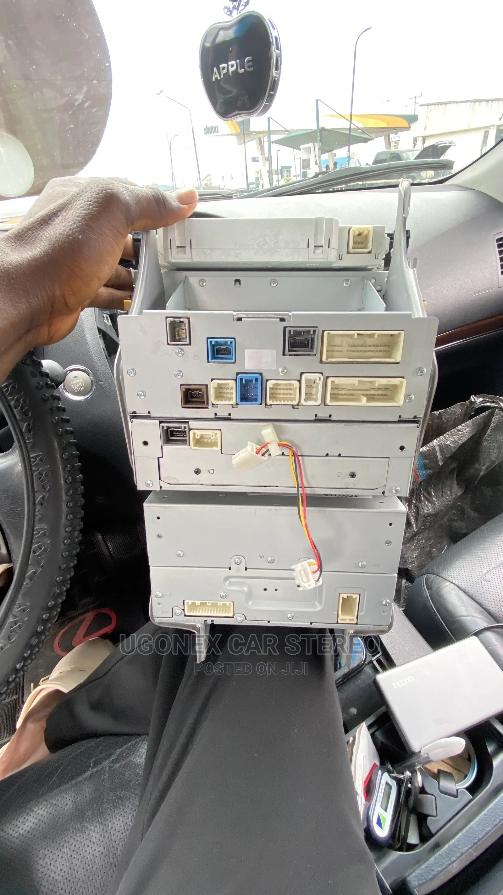 2010-12 Lexus ES 350 Factory Navigation Set