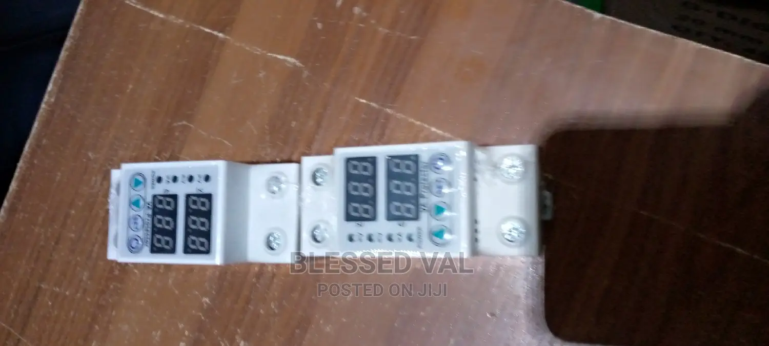 63 Amps Digital Adjustable Voltage Current Protector