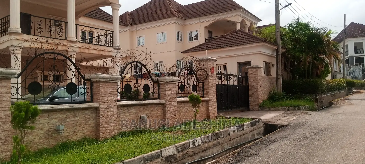 4bdrm Duplex in Gwarimpa Estate Fct, Gwarinpa for sale