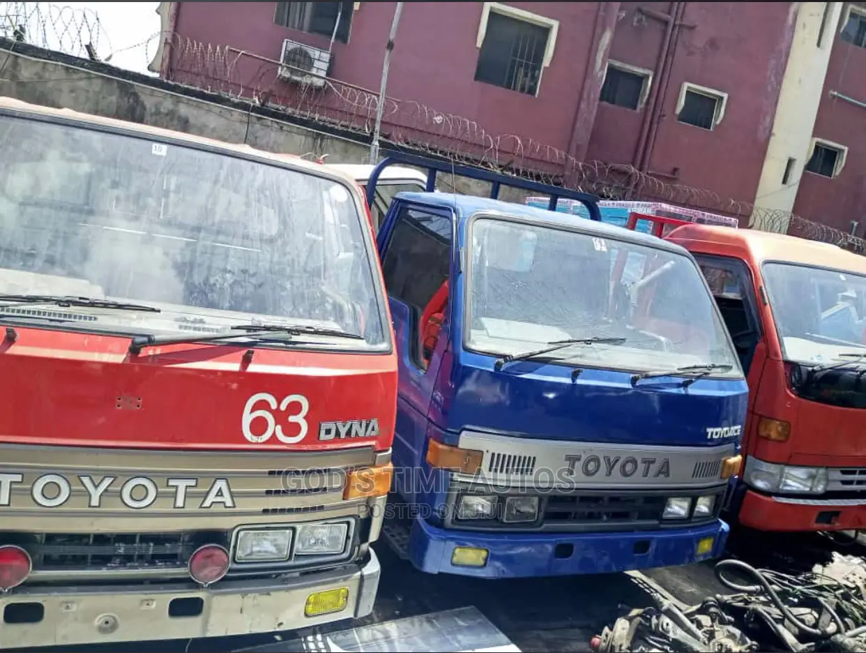 Toyota Dyna Engine 4plug 3y/4y