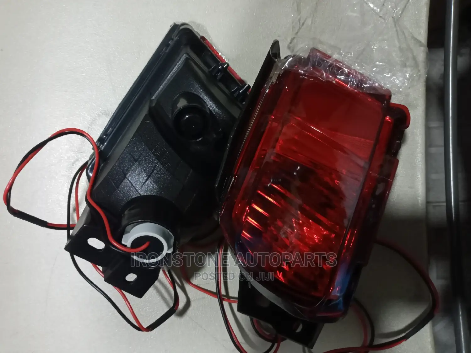 Rear Bumper Reflector / Light - Landcruiser Prado 2020