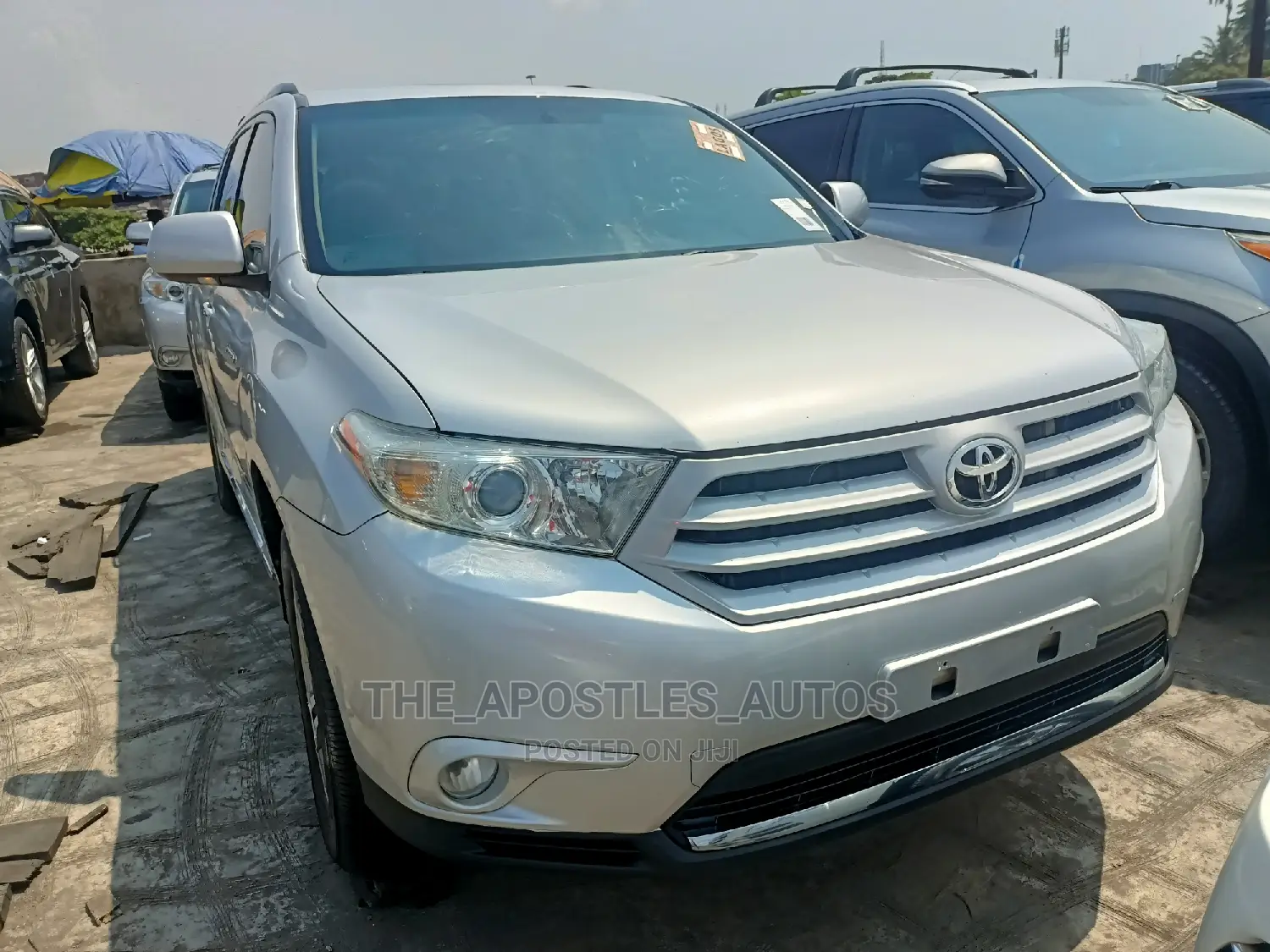 Toyota Highlander Plus 3.5L 4WD 2013 Silver