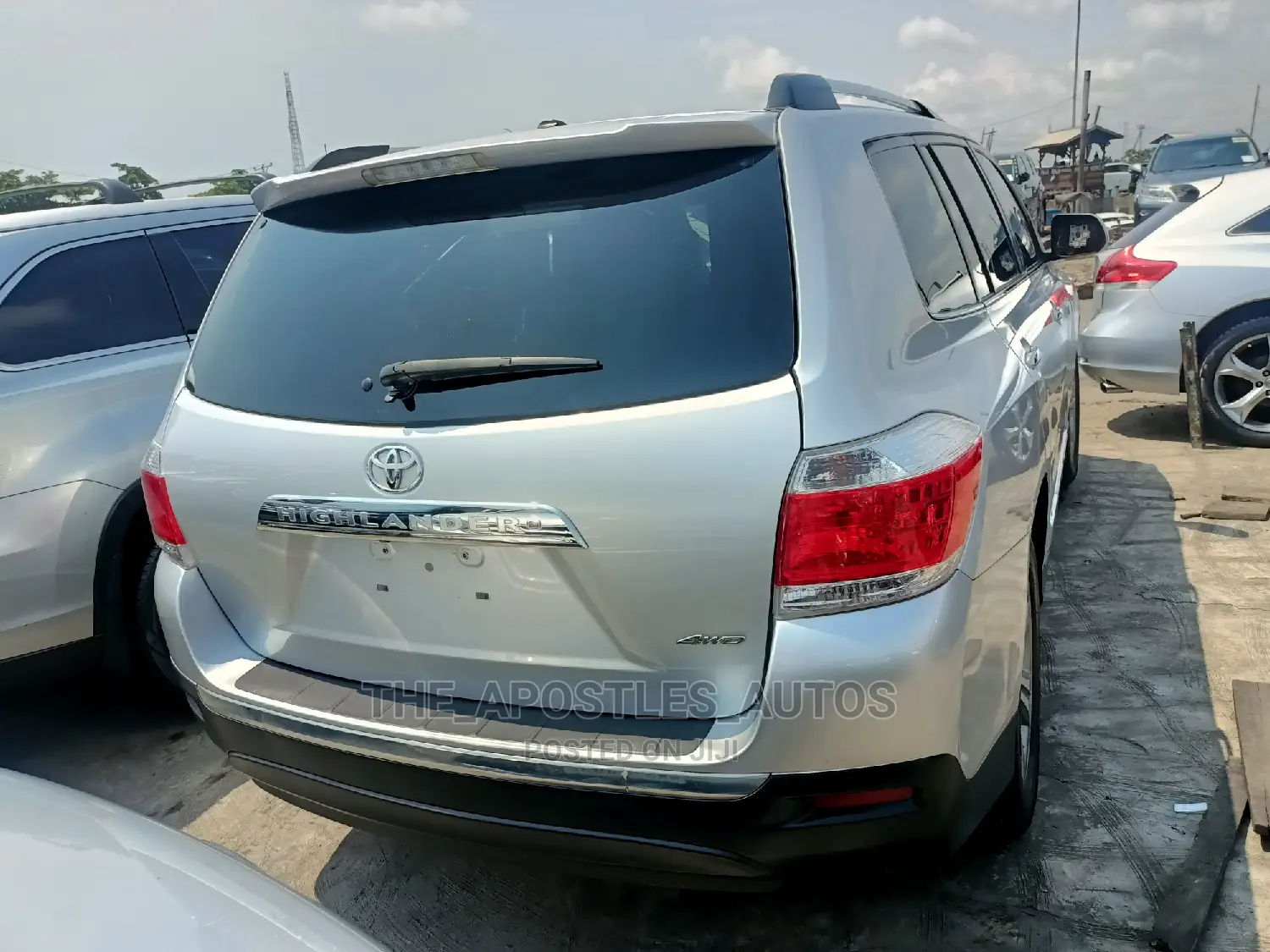 Toyota Highlander Plus 3.5L 4WD 2013 Silver