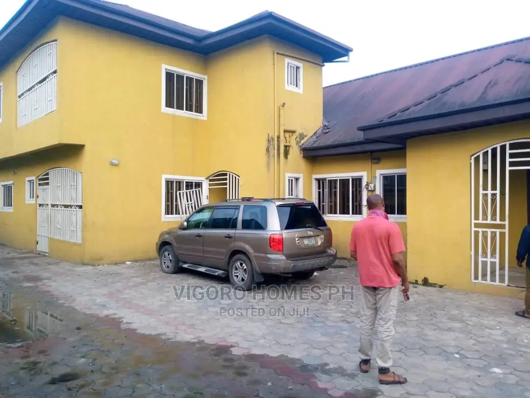 Furnished 3bdrm Block of Flats in Port-Harcourt for sale