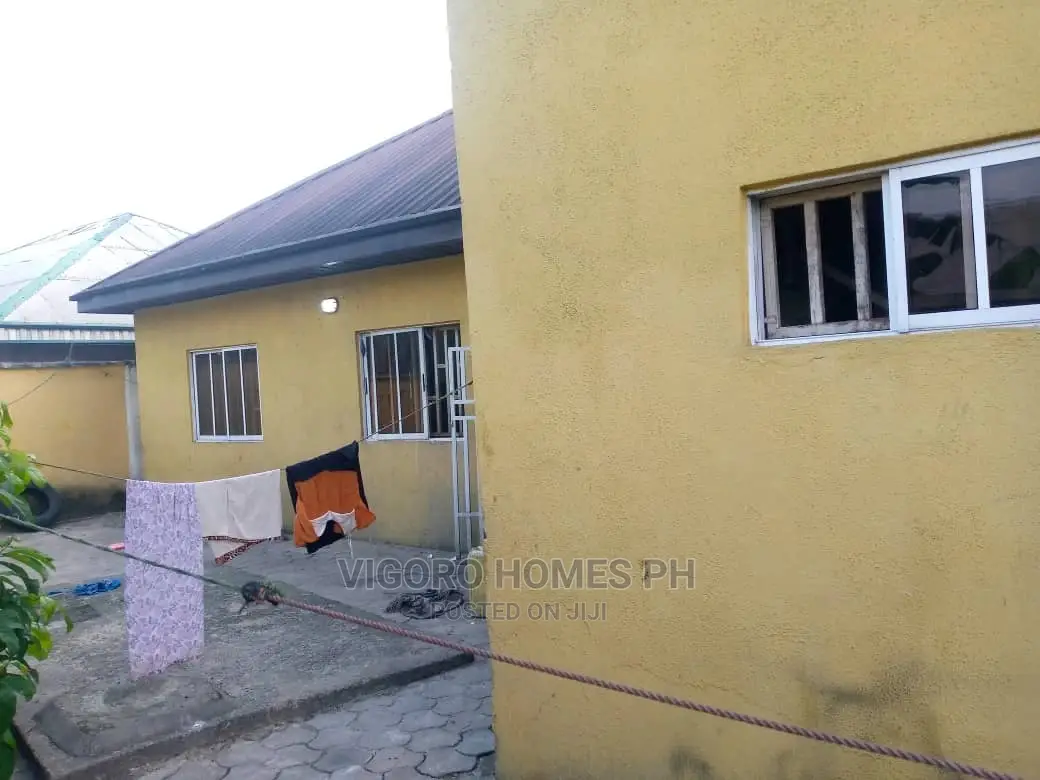 Furnished 3bdrm Block of Flats in Port-Harcourt for sale