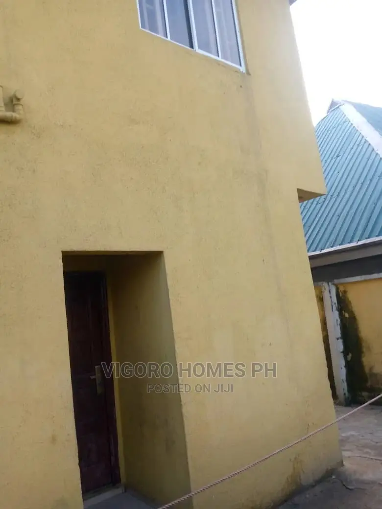 Furnished 3bdrm Block of Flats in Port-Harcourt for sale