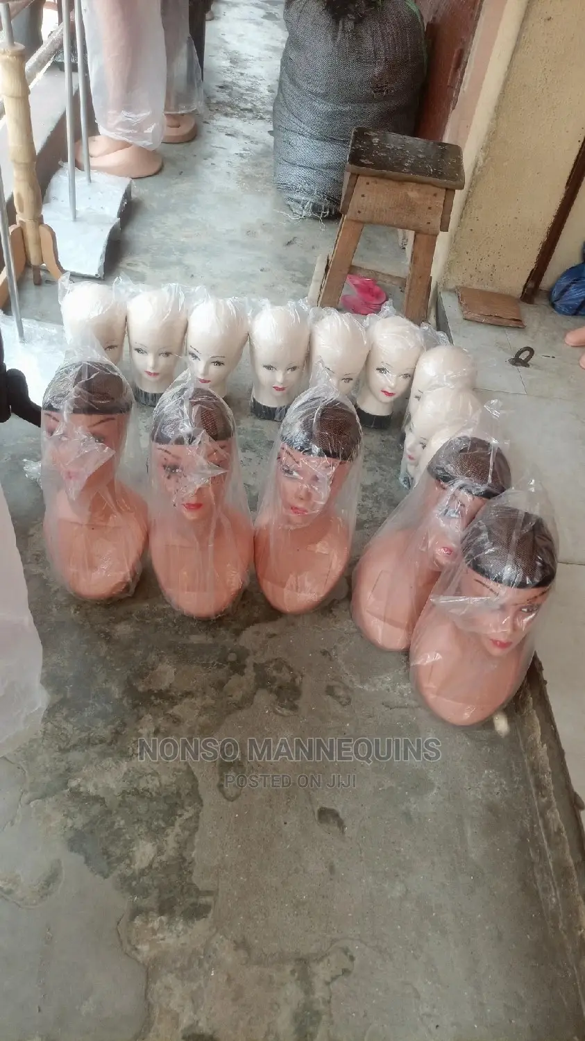 Plastic Mannequin Heads