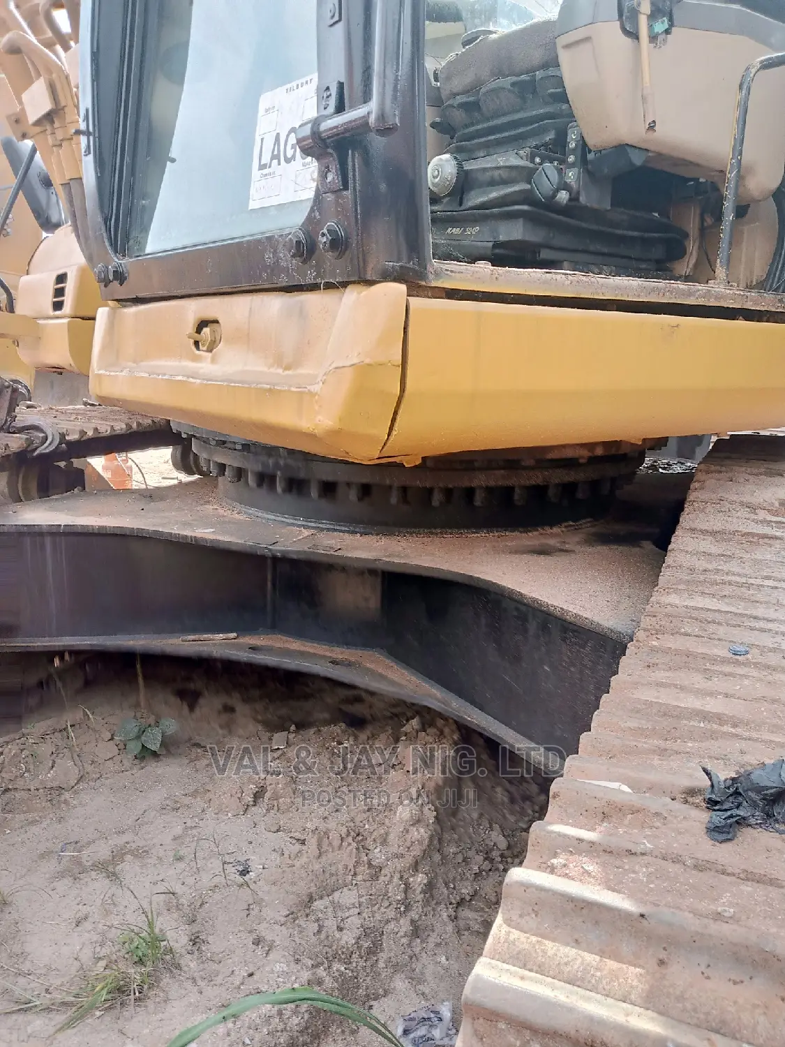 Excavator 330bl - With Jack Hammer - UK Use - Direct Belgium
