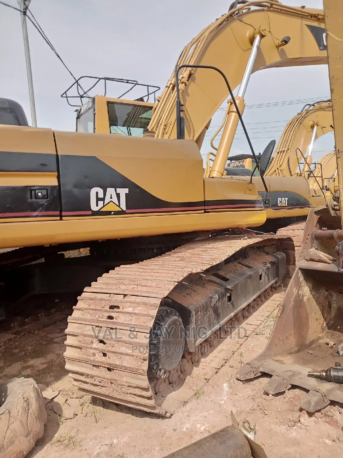 Excavator 330bl - With Jack Hammer - UK Use - Direct Belgium