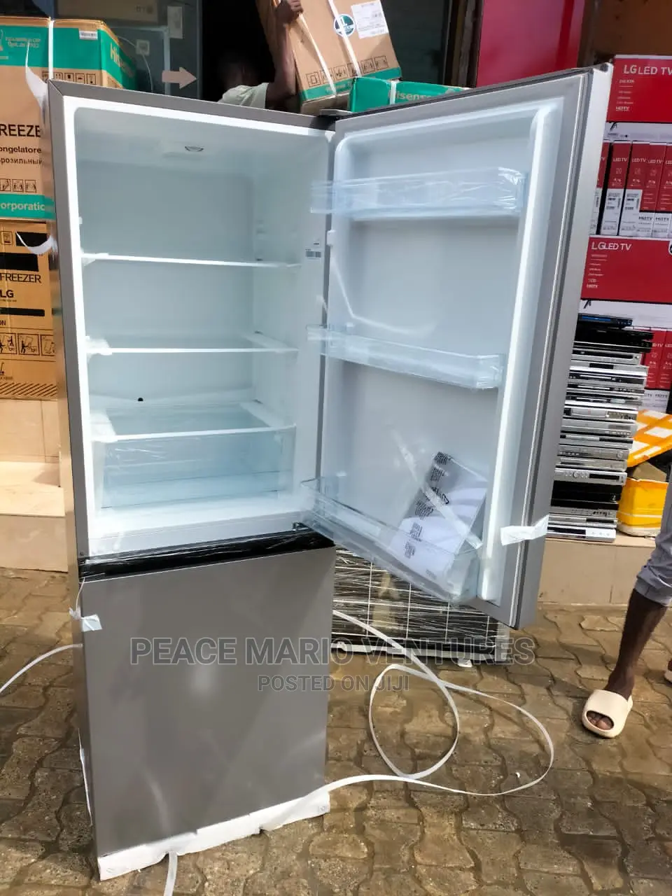 Original Hisense Half and Half Standing Refrigerator 1year W