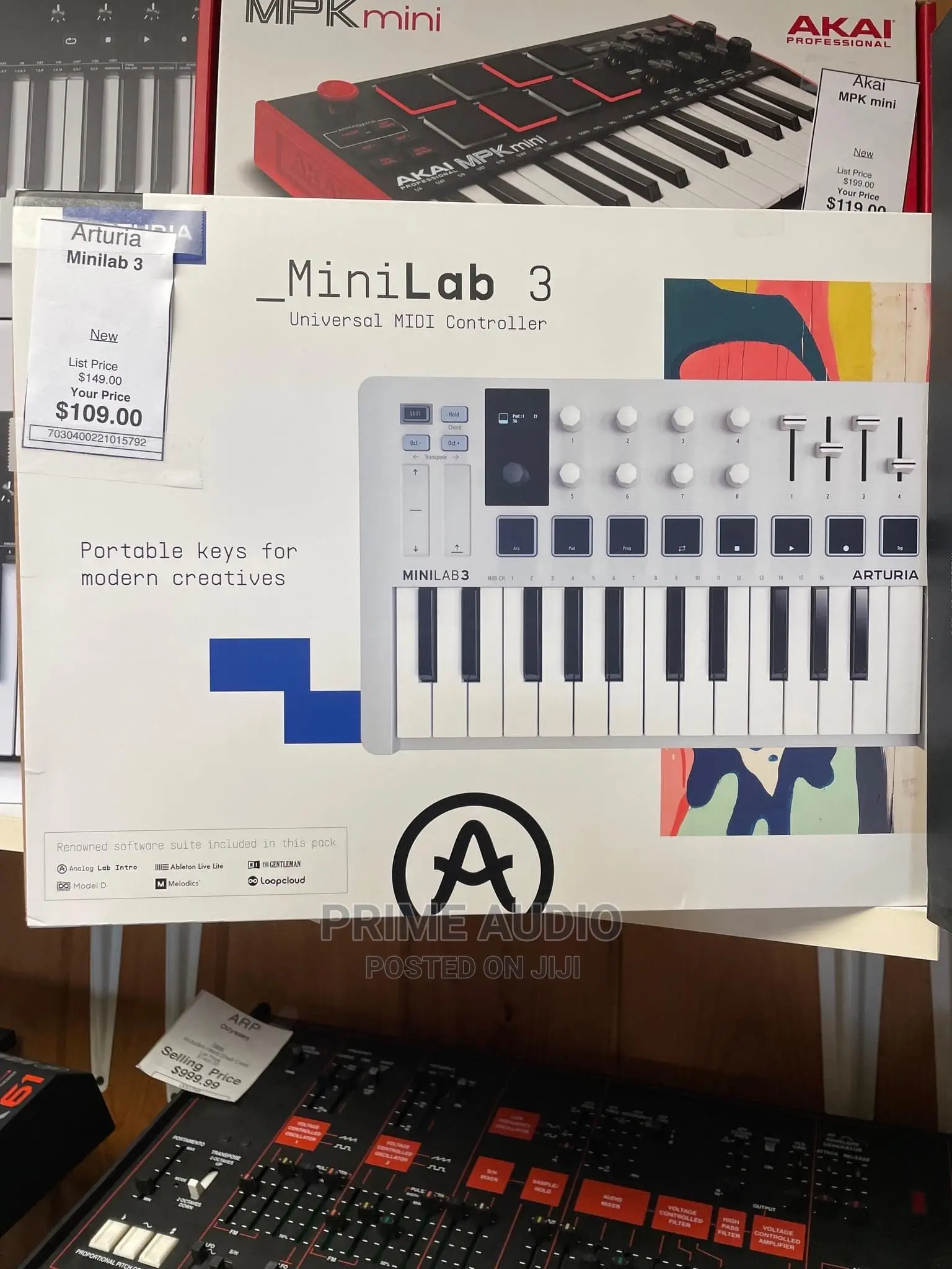Arturia Minilab Studio Keyboard/ Midi Keyboard