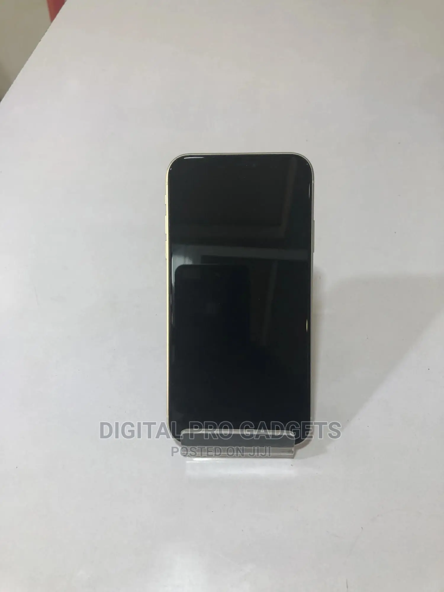 Apple iPhone 11 64 GB White