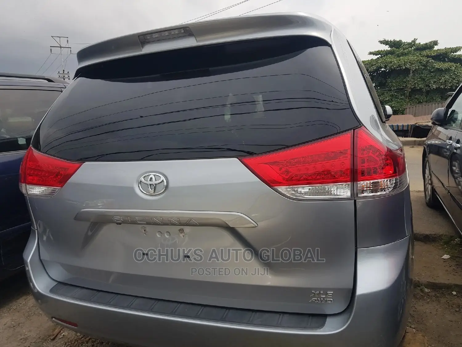 Toyota Sienna XLE 7-Passenger 4dr Minivan AWD (3.5L 6cyl 6A) 2014