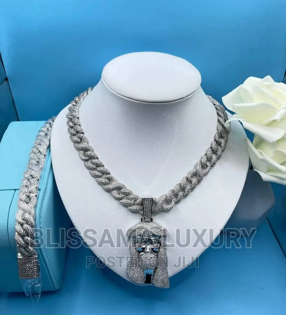 Luxury Cuban Iced Zirconia Chain, Handchain, Pendant Set