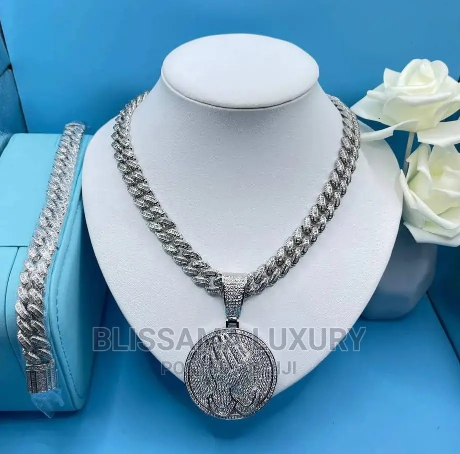 Luxury Cuban Iced Zirconia Chain, Handchain, Pendant Set