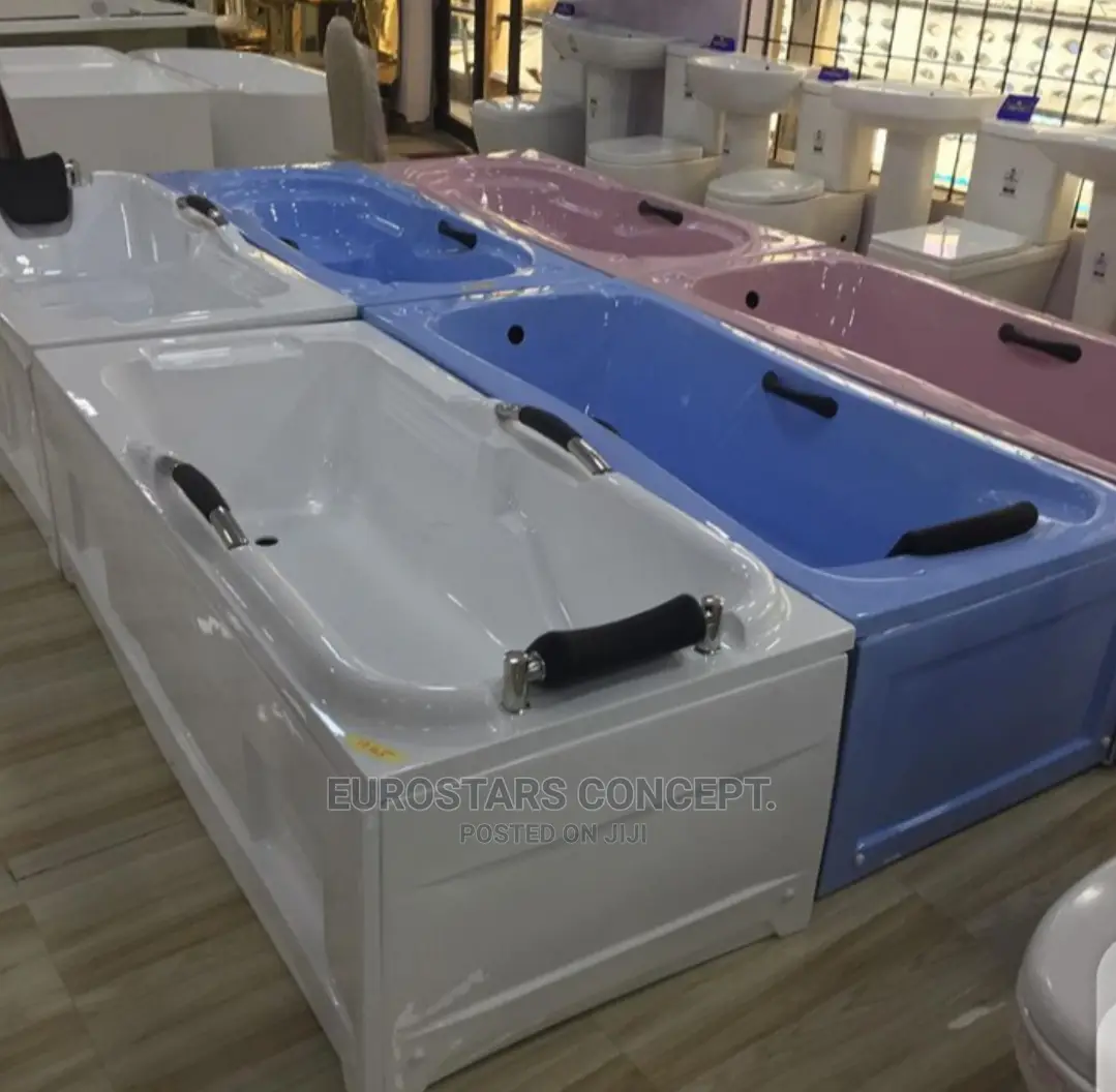 Executive Panel Bath Tub