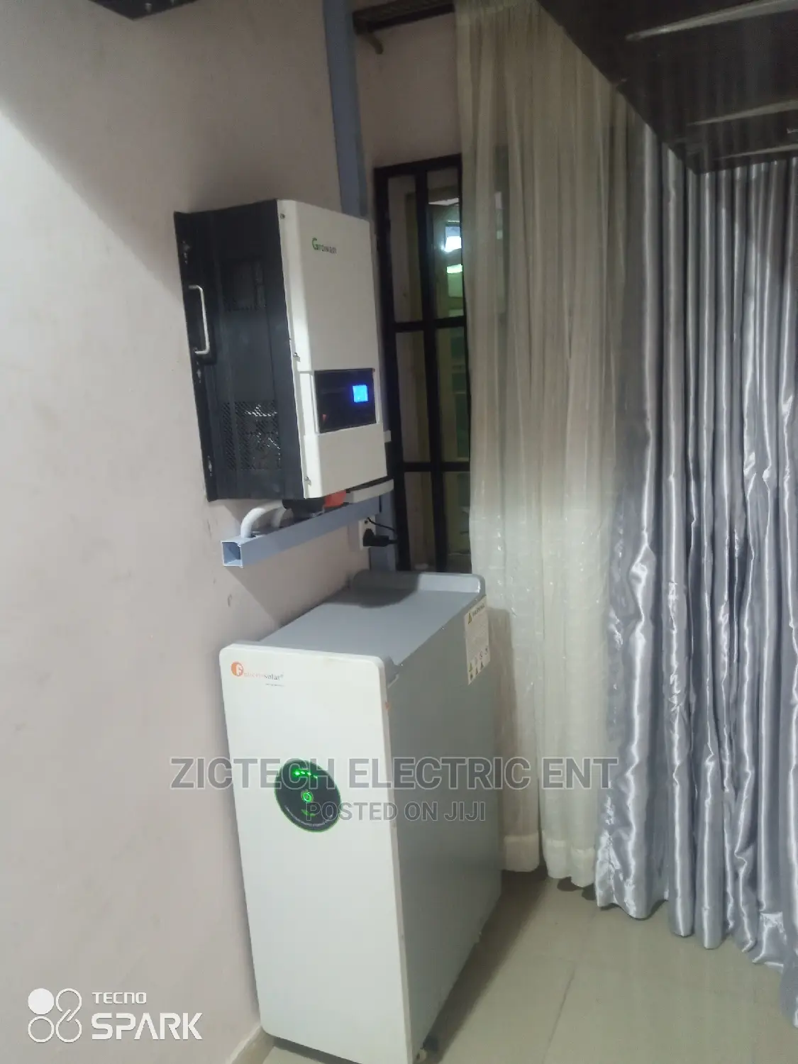 6kwp Solar Hybrid Inverter 15kwh Lithium Battery 4.4kw Solar