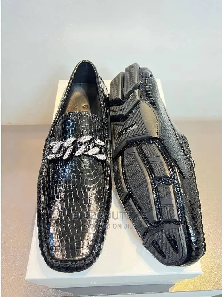 High Quality DECOUPAGE Sandals Available in Store