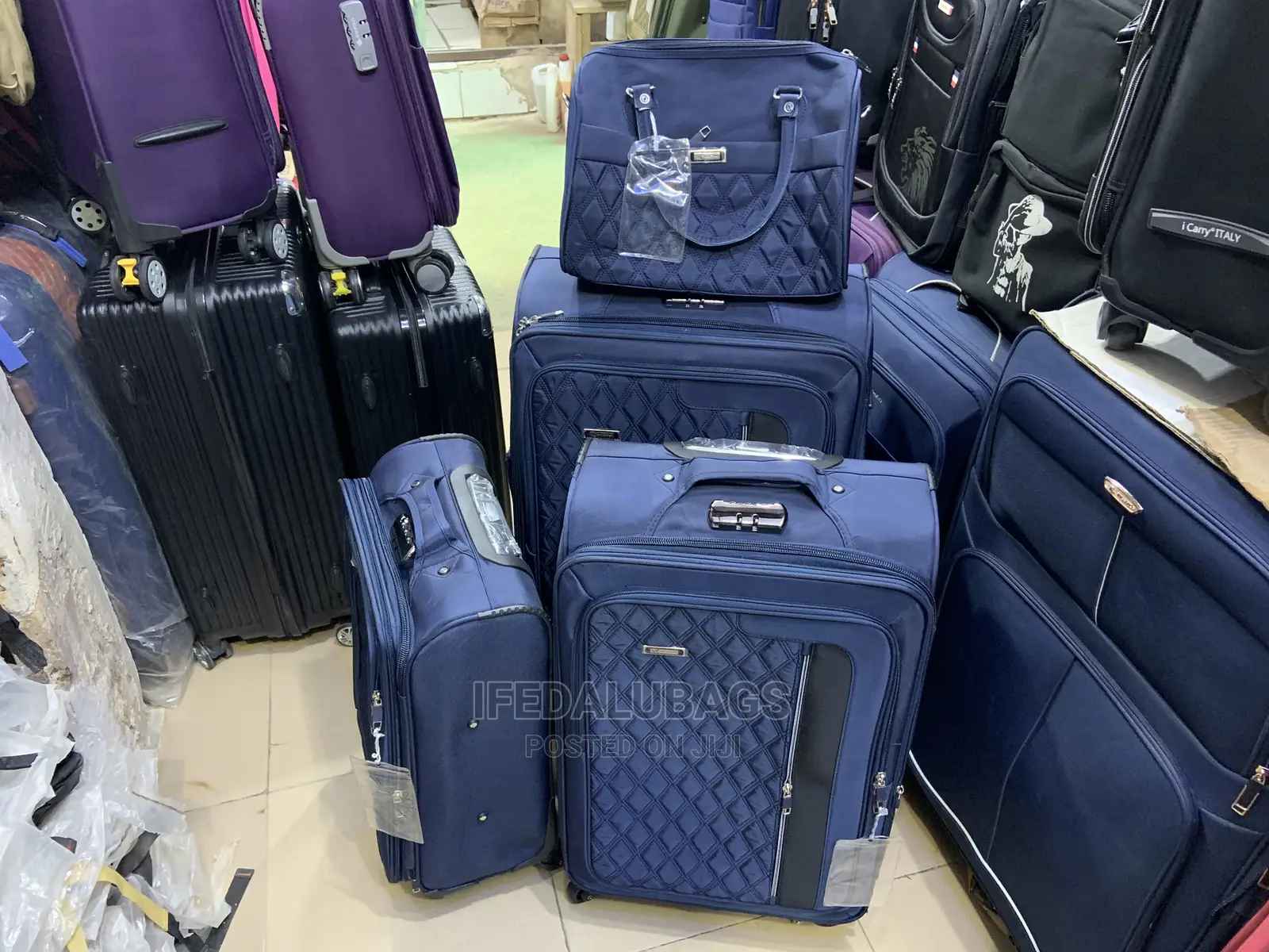 Set of 4 Durable Traveling Luggage