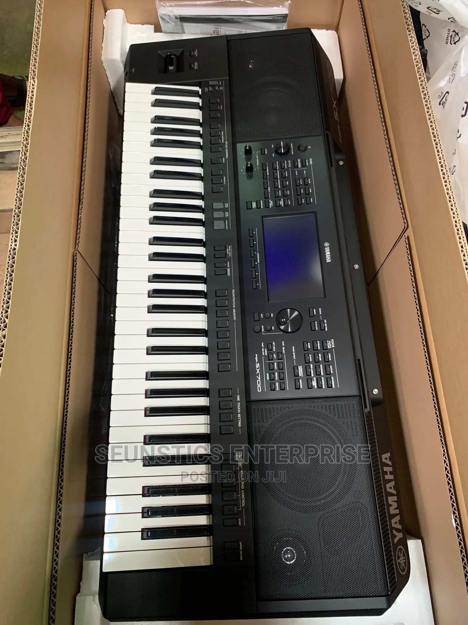 Original Yamaha PSR Sx 700 Keyboard/Piano (Workstation)