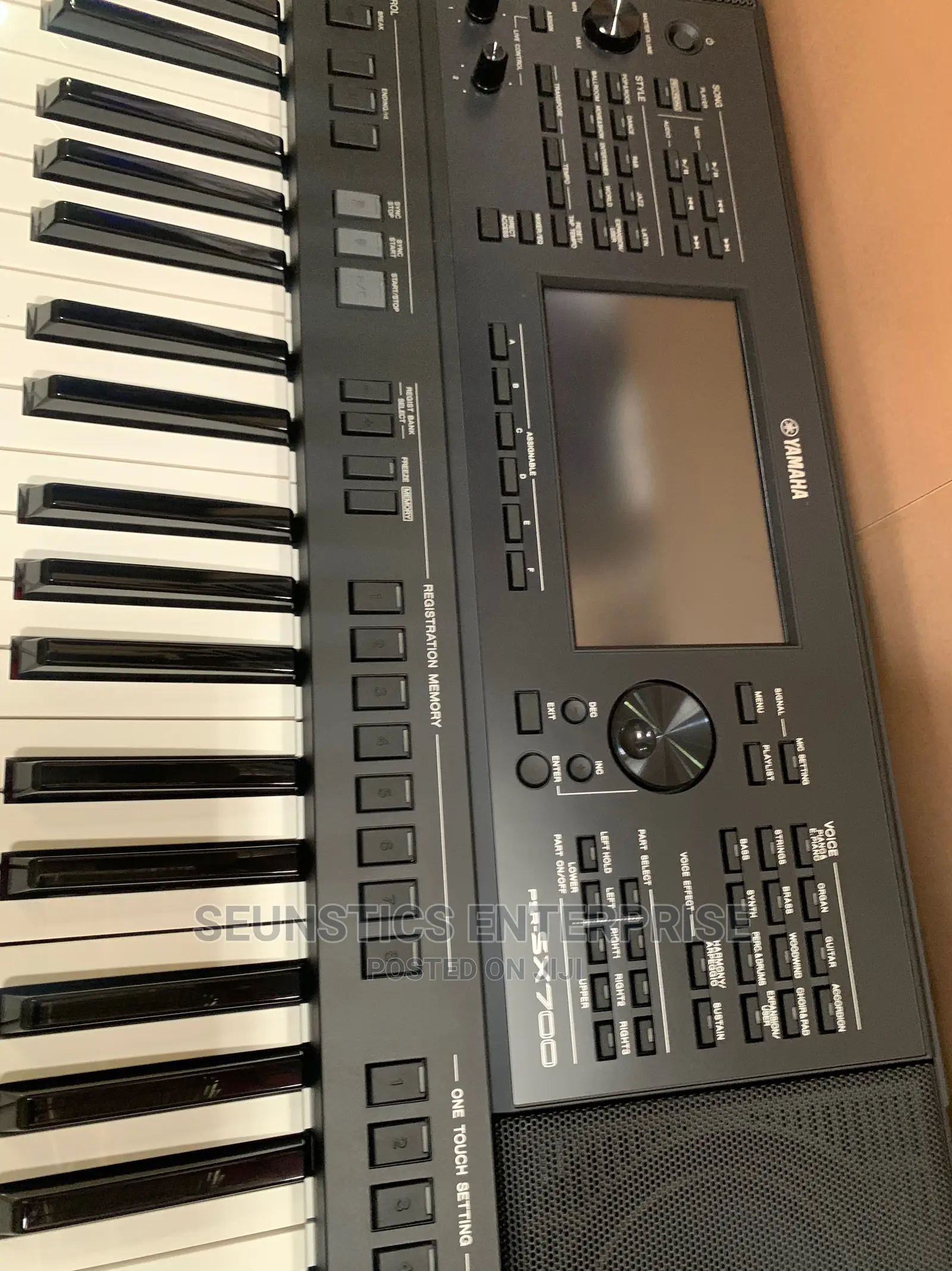 Original Yamaha PSR Sx 700 Keyboard/Piano (Workstation)