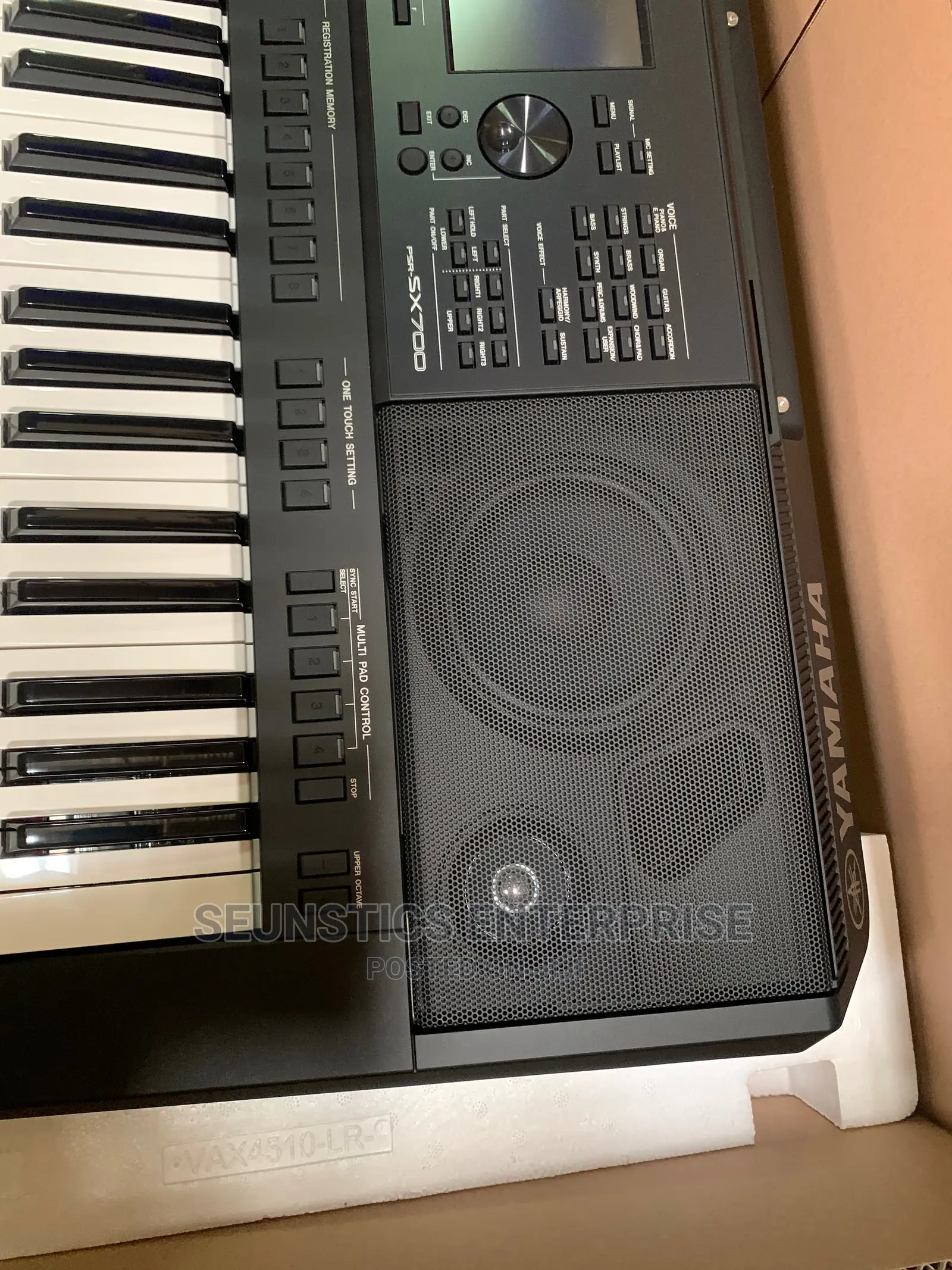 Original Yamaha PSR Sx 700 Keyboard/Piano (Workstation)