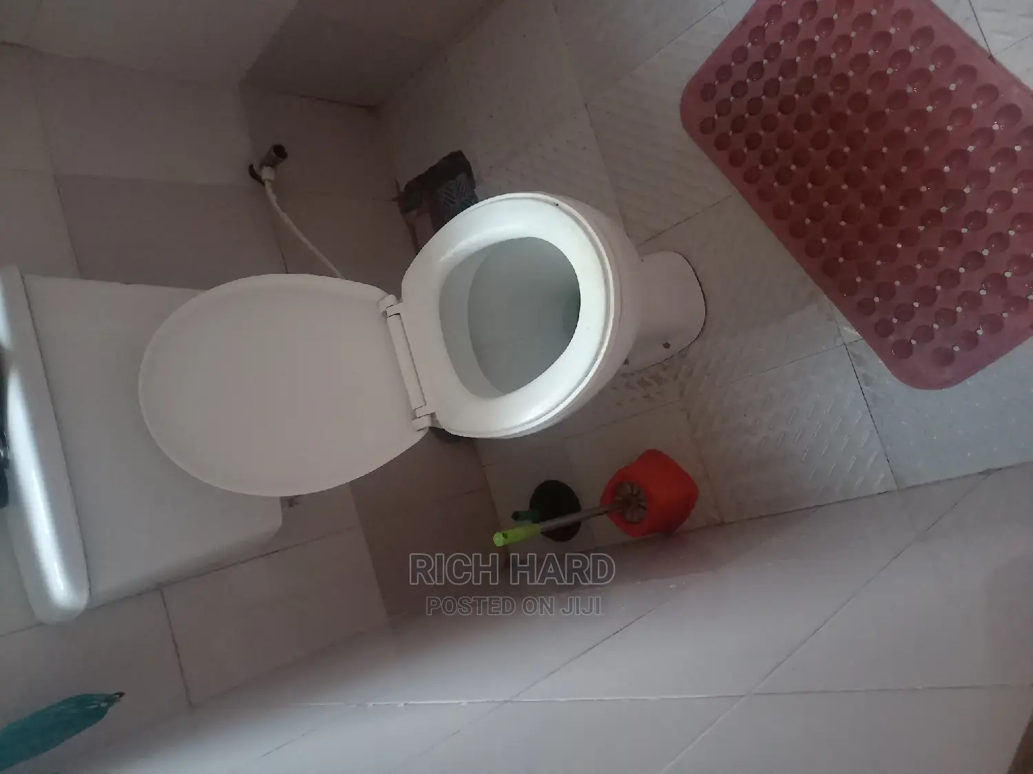 Shared Room Apartment (24/7 Solar Light)