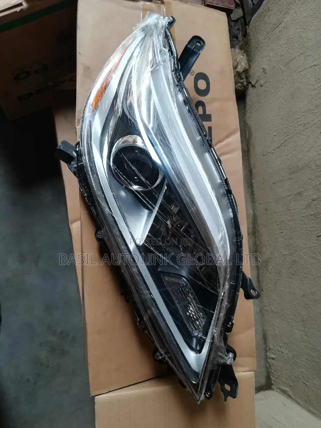Head Lamp Highlander 05 Model