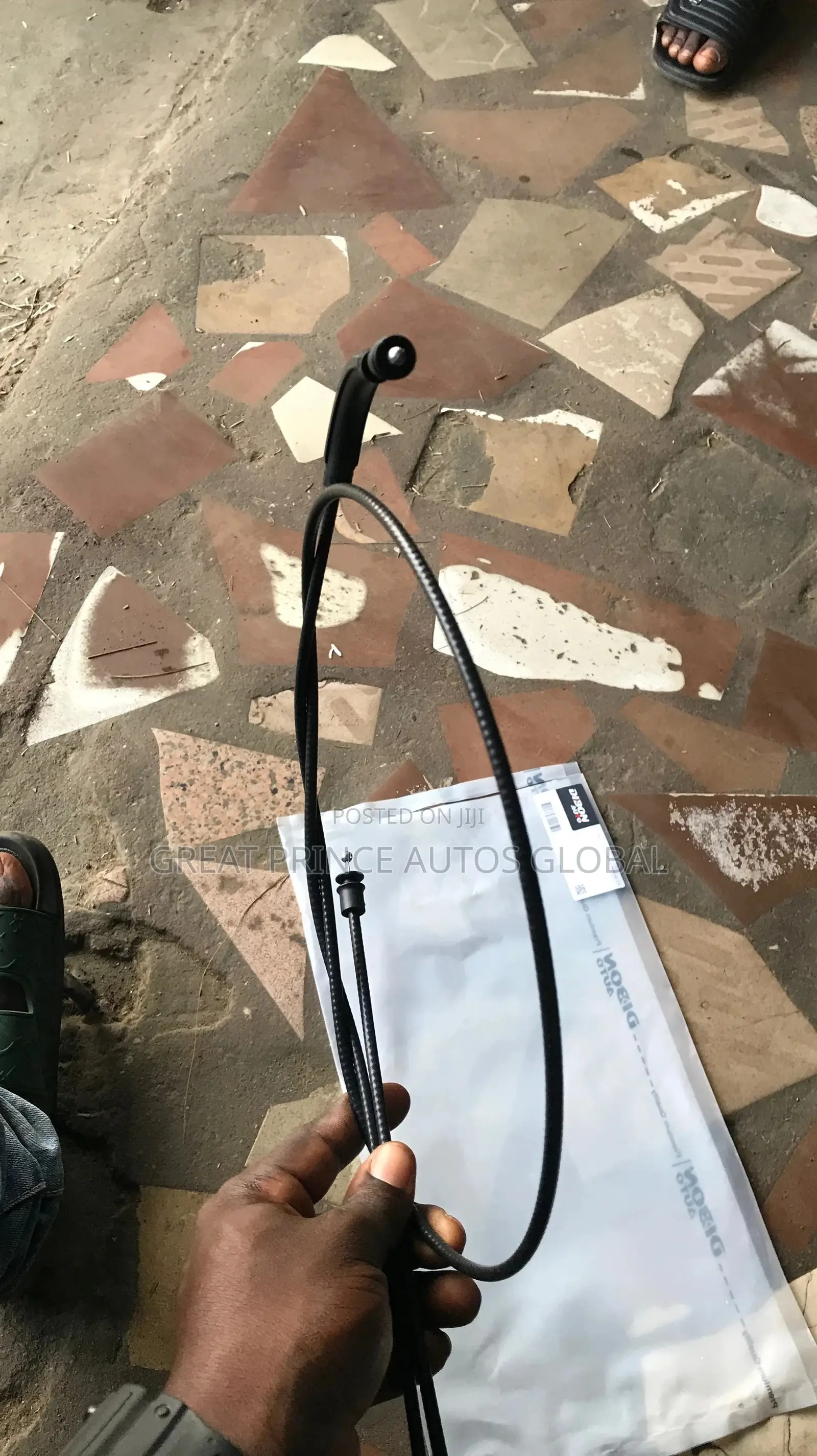 Outside Bonnet Cable C300 204