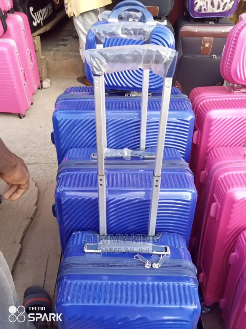 4 in 1 Traveling Bag Set
