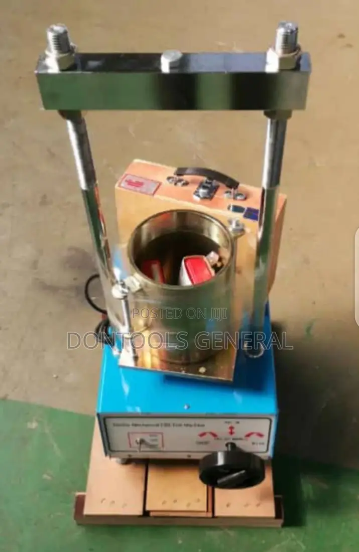 CBR Test Machine