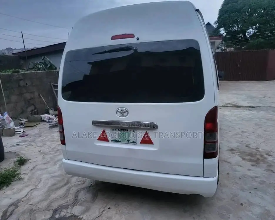 Hire/Rent Fully Air-Conditioned Toyota Hiace Buses