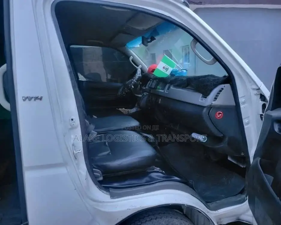 Hire/Rent Fully Air-Conditioned Toyota Hiace Buses