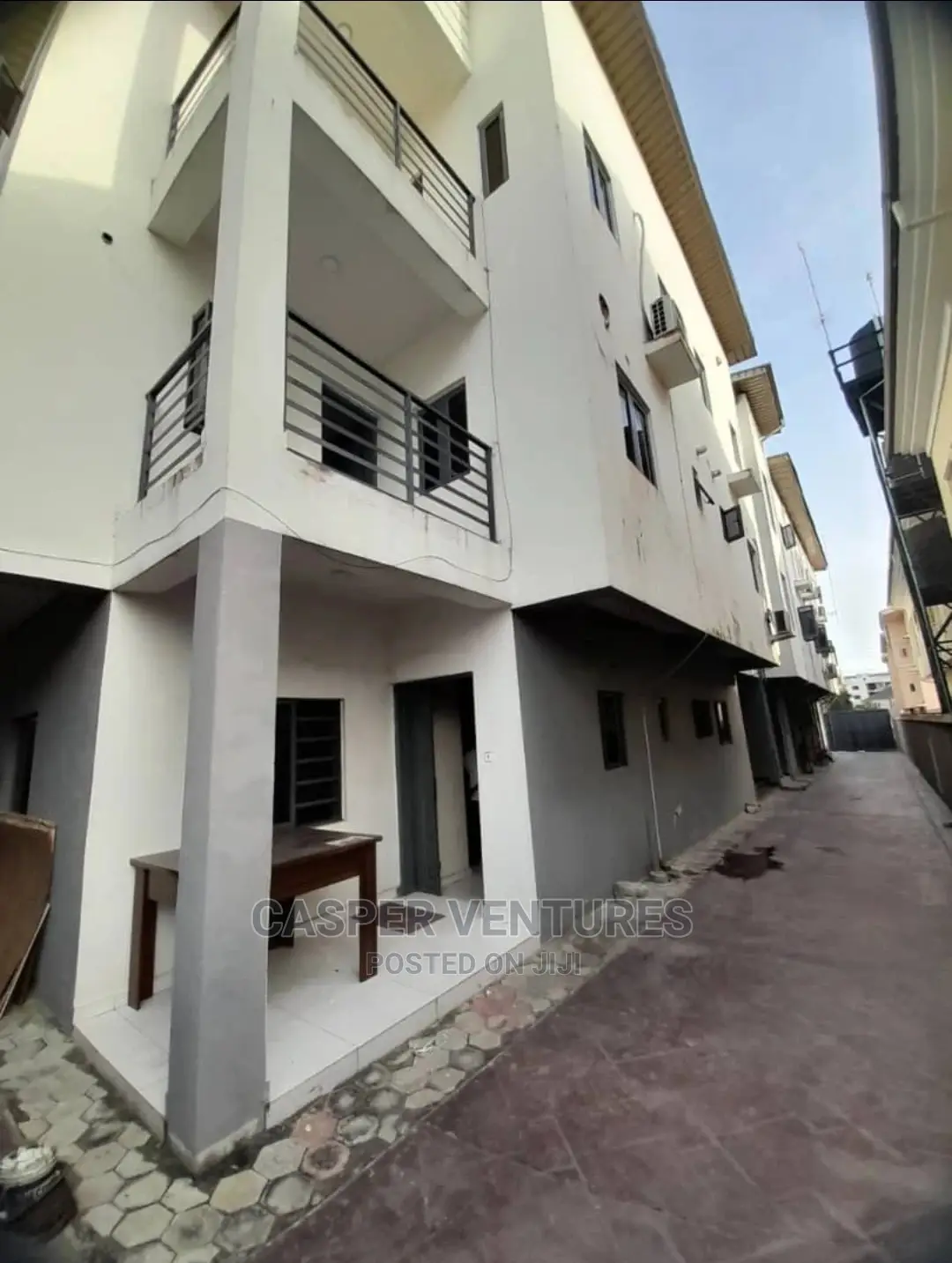 Mini Flat in Idado. for rent