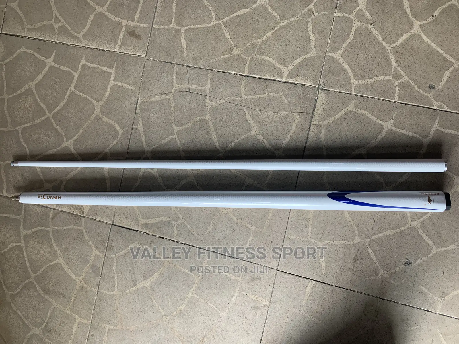 Hong Tie Fiber Cue Stick (Gramax)